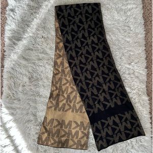 Michael Kors scarf